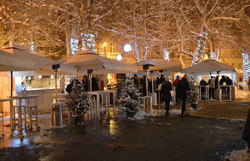 Foto Mercatini Di Natale Lubiana.Mercatini Di Natale Lubiana Zagabria E Grotte Di Postumia Urbino Incoming